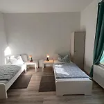 Comfort - Sky Bundesliga, Playstation, Grill & Balkon - Haus Burgstadt Appartamento