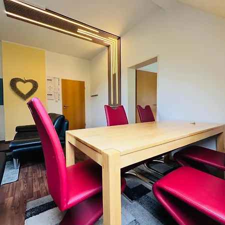 Worker & Monteur - Haus Burgstadt - Grill & Bundesliga Apartmán Altena