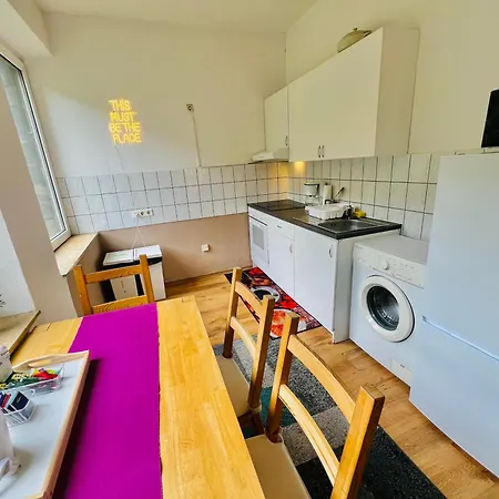Apartmán Worker & Monteur - Haus Burgstadt - Grill & Bundesliga