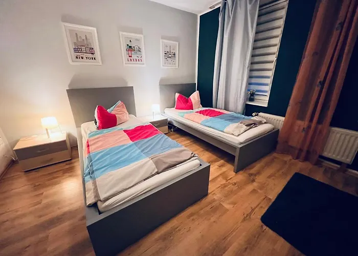 Comfort Apartments - Sky Bundesliga, Playstation, Grill & Balkon - Haus Burgstadt * Altena