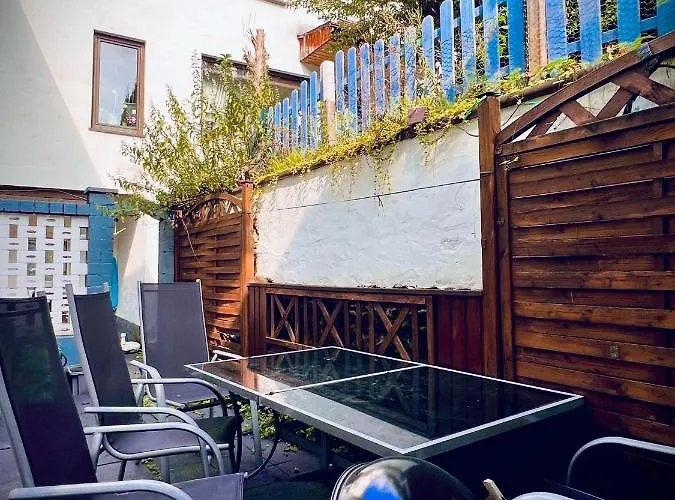 Comfort Apartments - Sky Bundesliga, Playstation, Grill & Balkon - Haus Burgstadt * Altena