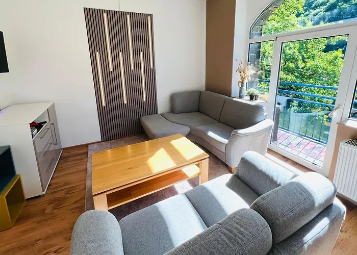Appartement Comfort Apartments - Sky Bundesliga, Playstation, Grill & Balkon - Haus Burgstadt